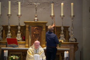 2021-04-11 H Petrus Banden Overschie onttrekking eredienst (92)